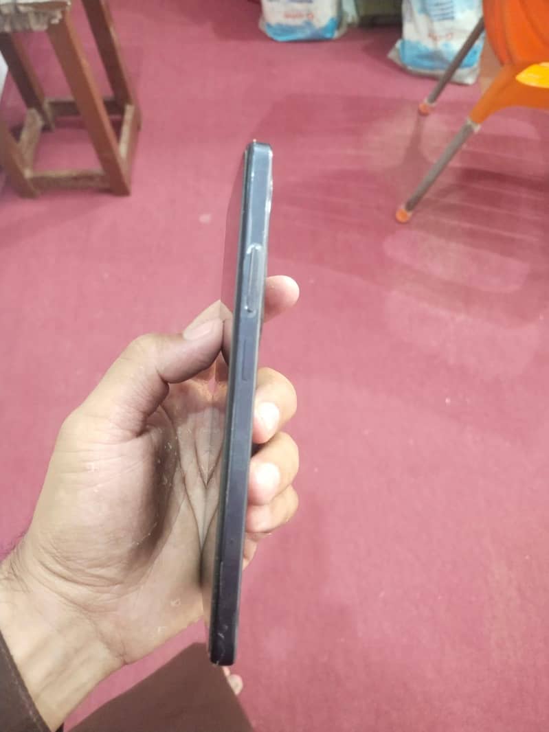 OPPO A60 7