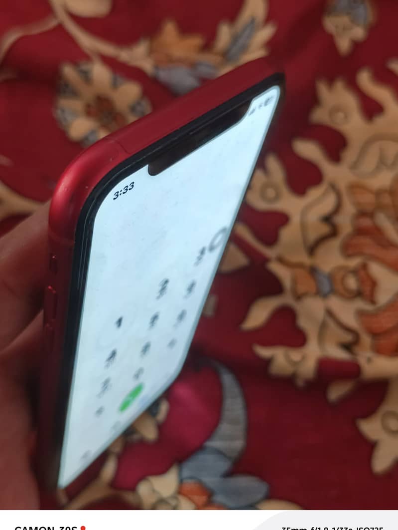 Apple iPhone 11 3