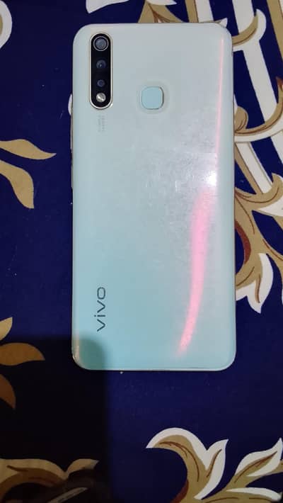 Vivo V19