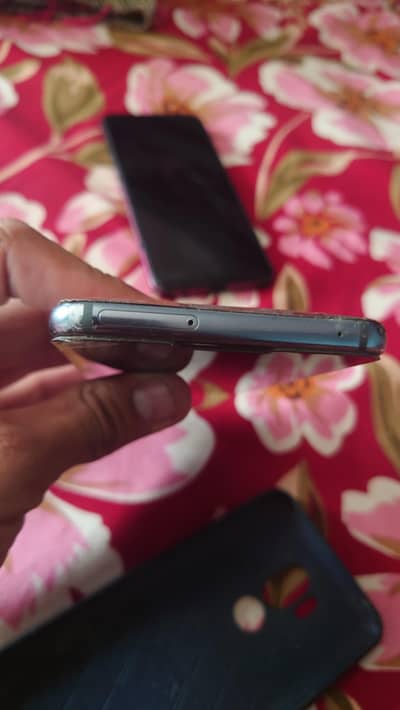 LG G7 think non pta 4*64 PUBG kelie best device he 60fps