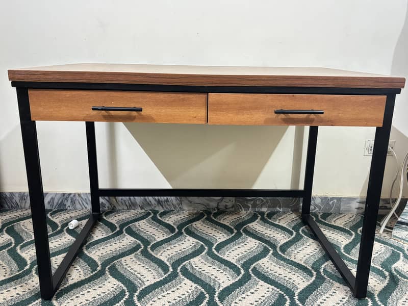 Study/work table 3