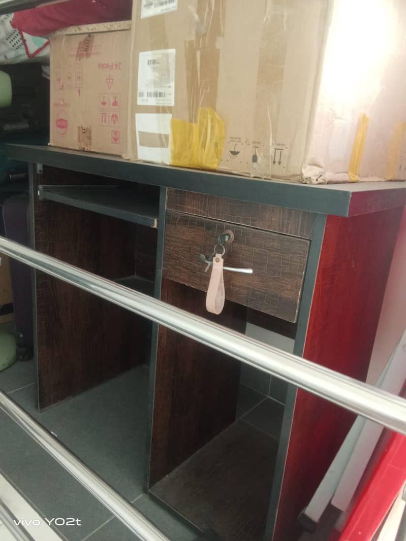 study table for sale 2