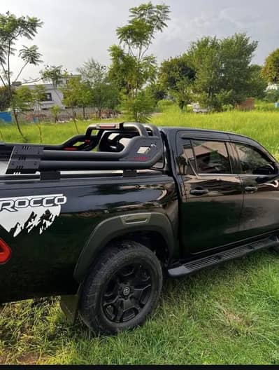 hammer roll bar & 4 back seat