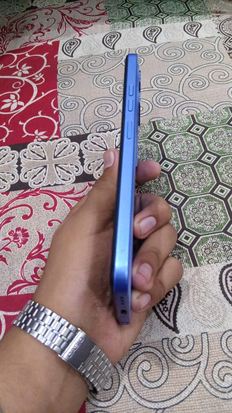 Tecno spark 40 2