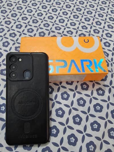 Tecno Spark 8C
