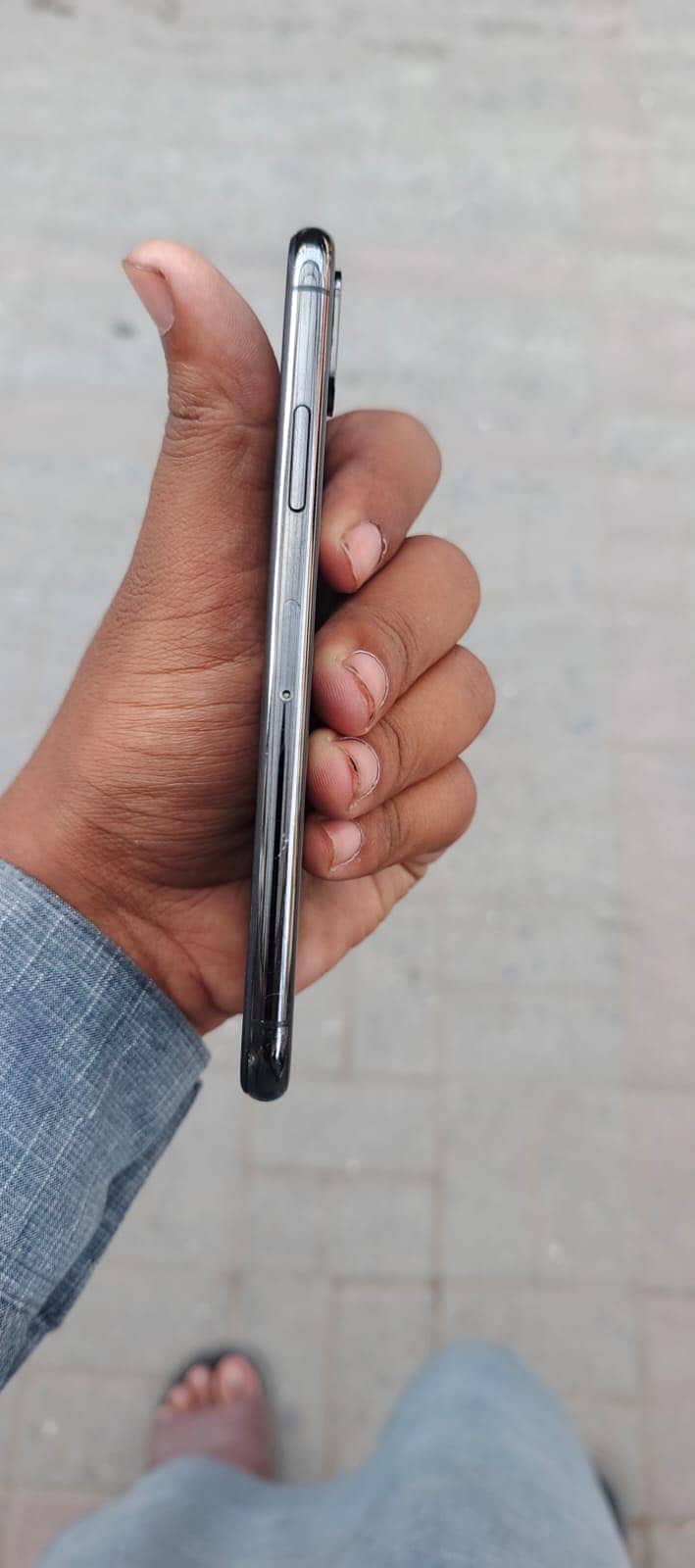 Apple iPhone X 3