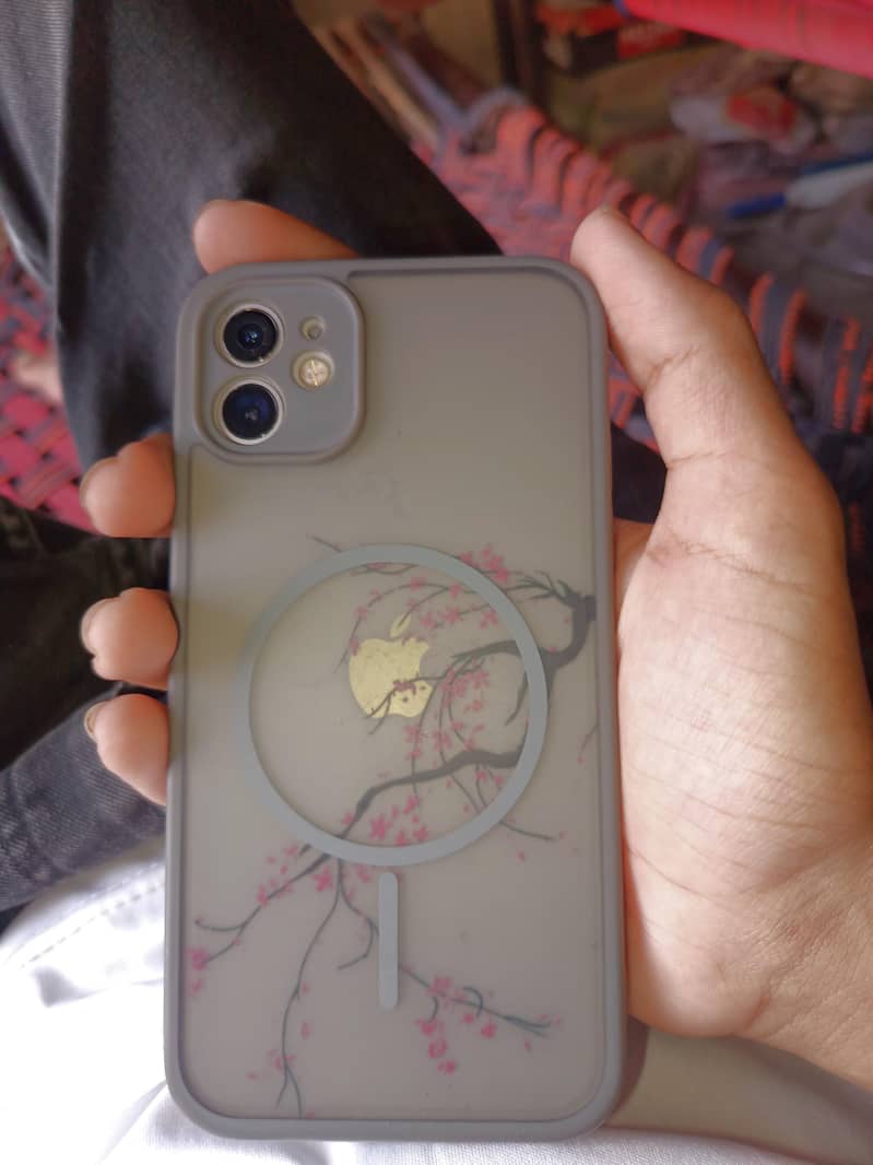 Apple iPhone 11 0