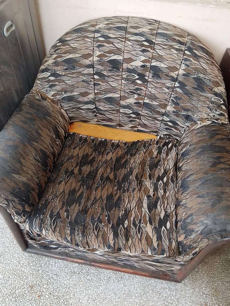 sofa set 5 seaters 1