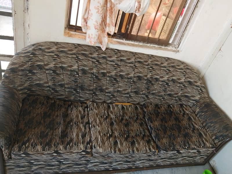 sofa set 5 seaters 3