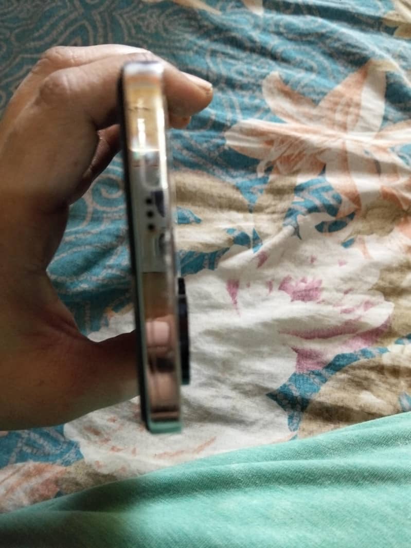 Tecno CAMON 20 2