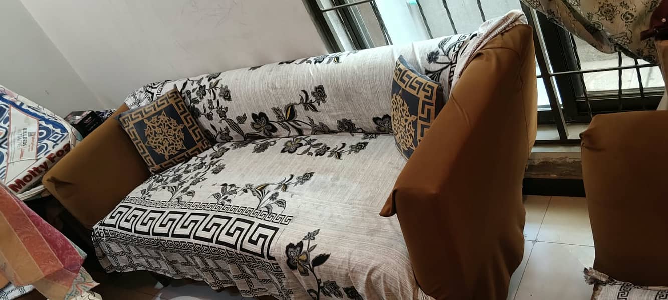 sofa set with table 1