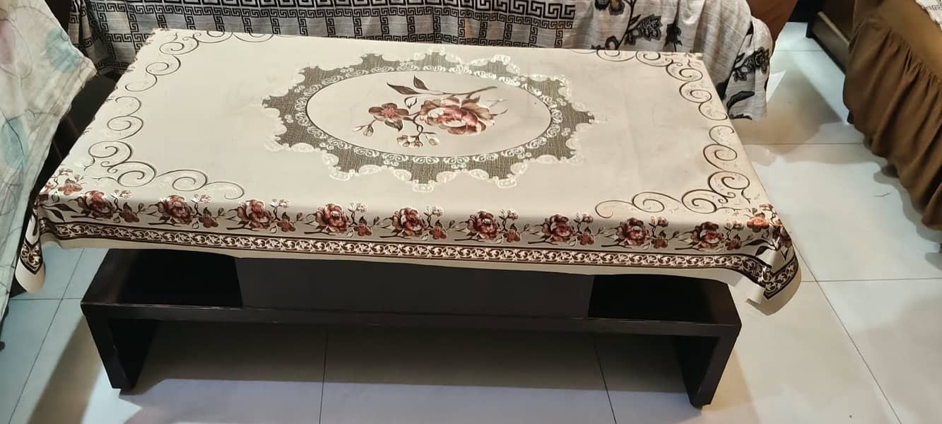 sofa set with table 3