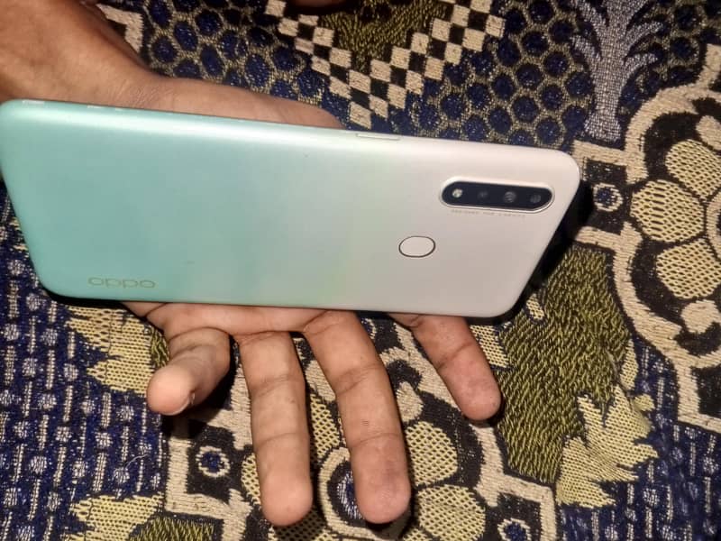 OPPO A31 4