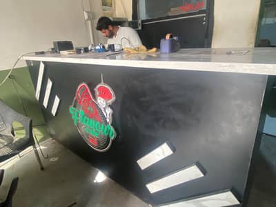 Large Commercial Counter for Sale – Restaurant / Mobile Shop / Cafe