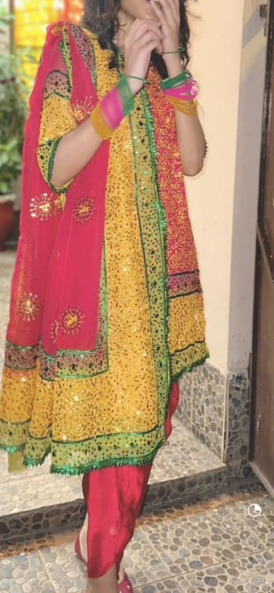 Gota dress