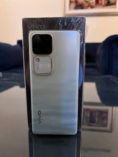 Vivo V30 5G | 12GB RAM + 256GB | PTA Approved | Aqua | 10/10 Condition