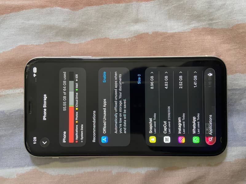 Apple iPhone 11 11