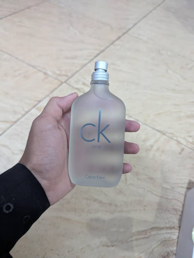 CK ONE,CK BE 0
