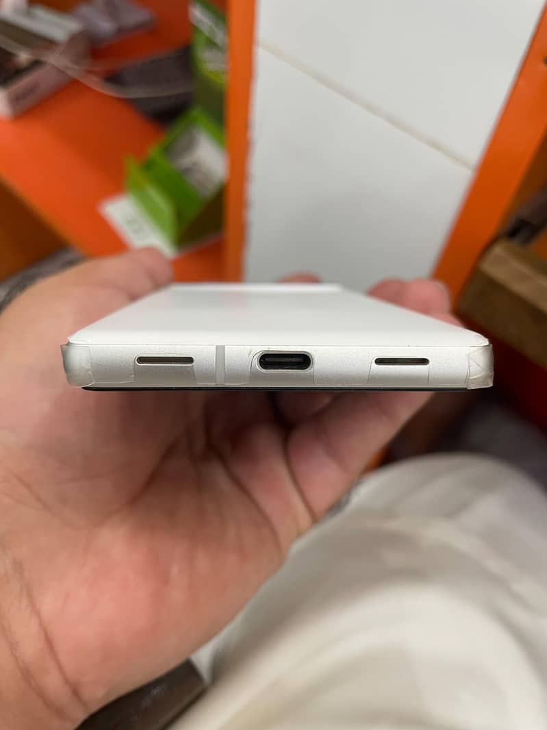 Google Pixel 7a 1