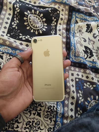 Apple iPhone 7