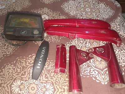 Honda CD70 Genuine Meter & Body Parts + Foot Rest + Side Engine Cover
