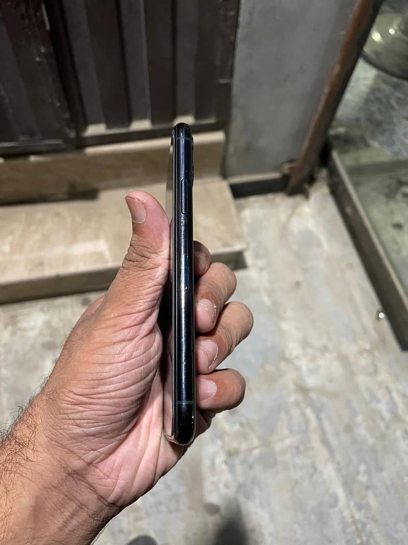 Apple iPhone 11pro 2