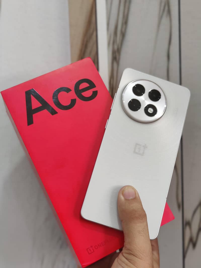 One Plus Ace 5 1