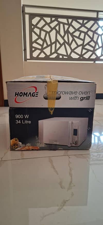 Homage Microwave Oven with Grill 34 Litre 900W Box Pack