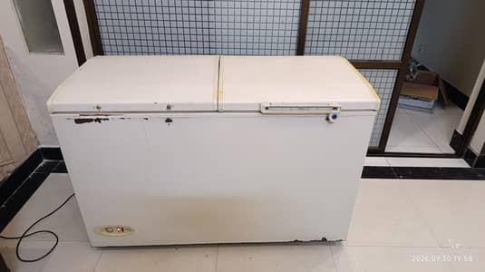 Dawlance Double Door Deep Freezer – Used, Spacious & Working
