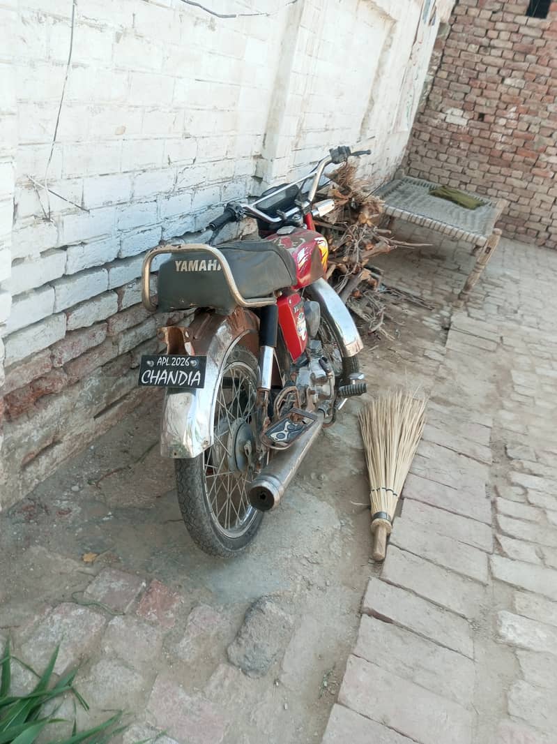 Yamaha 4 stroke Model 07 1