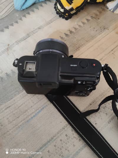 nikon Mirrlees 1v1 camera