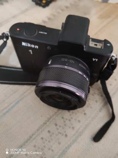 nikon Mirrlees 1v1 camera