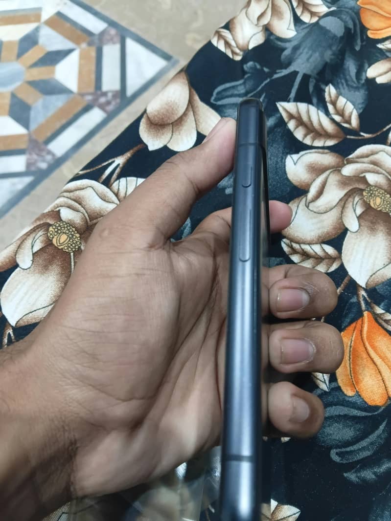 Google Pixel 8a 1