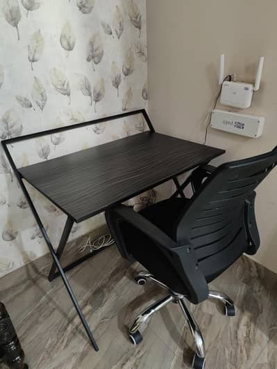 PC desk and chair