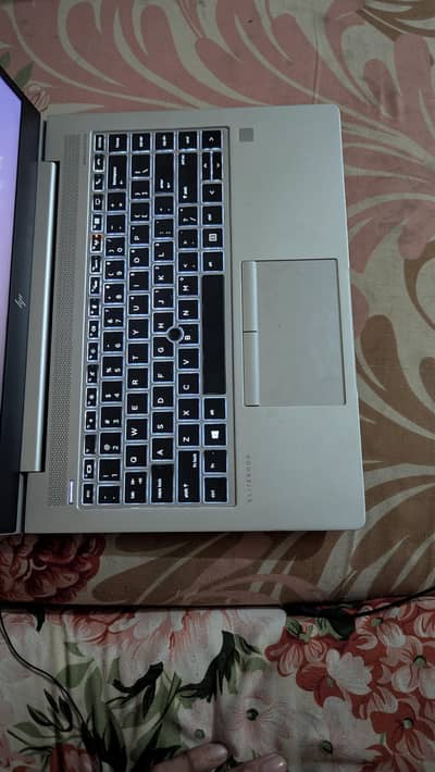HP core i5