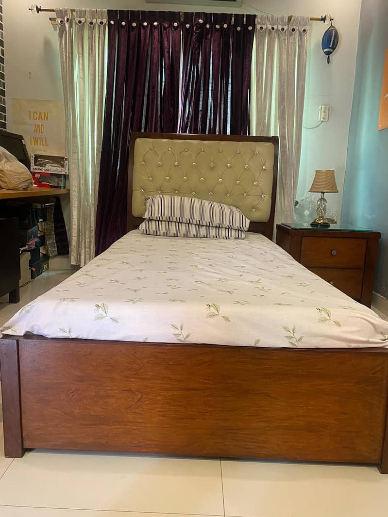 single bed with side table with mattress 0