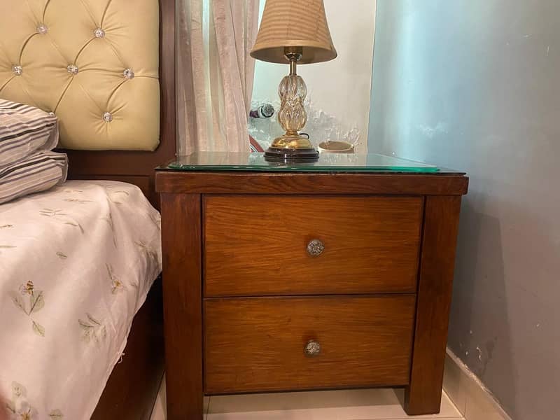 single bed with side table with mattress 2