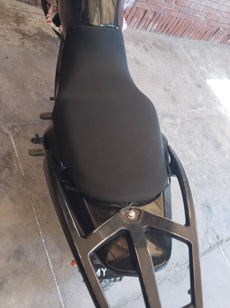 Honda cb150 7