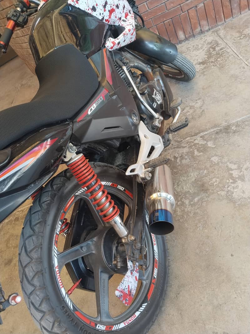 Honda cb150 8