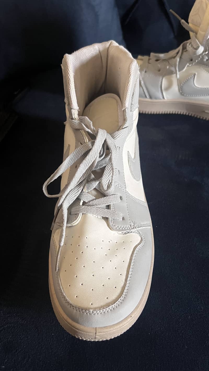 Sneakers 5