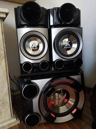 lg metal bass speaker and amplifiers