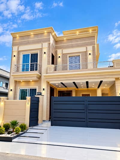 10 Marla brand new house for rent available