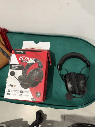 Hyperx cloud core Wireless Ps5 headphones with dongle