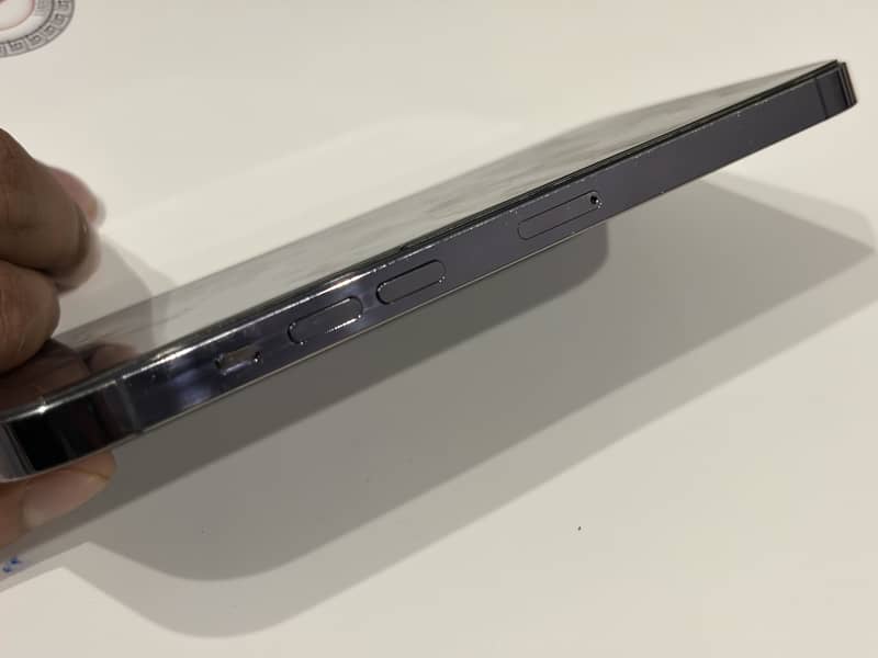 IPhone 14 Pro Max 4