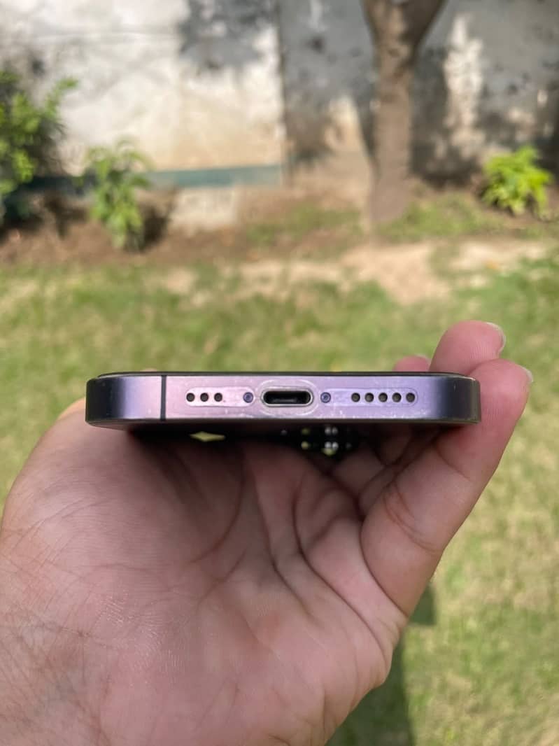 Apple iPhone 14 Pro 2