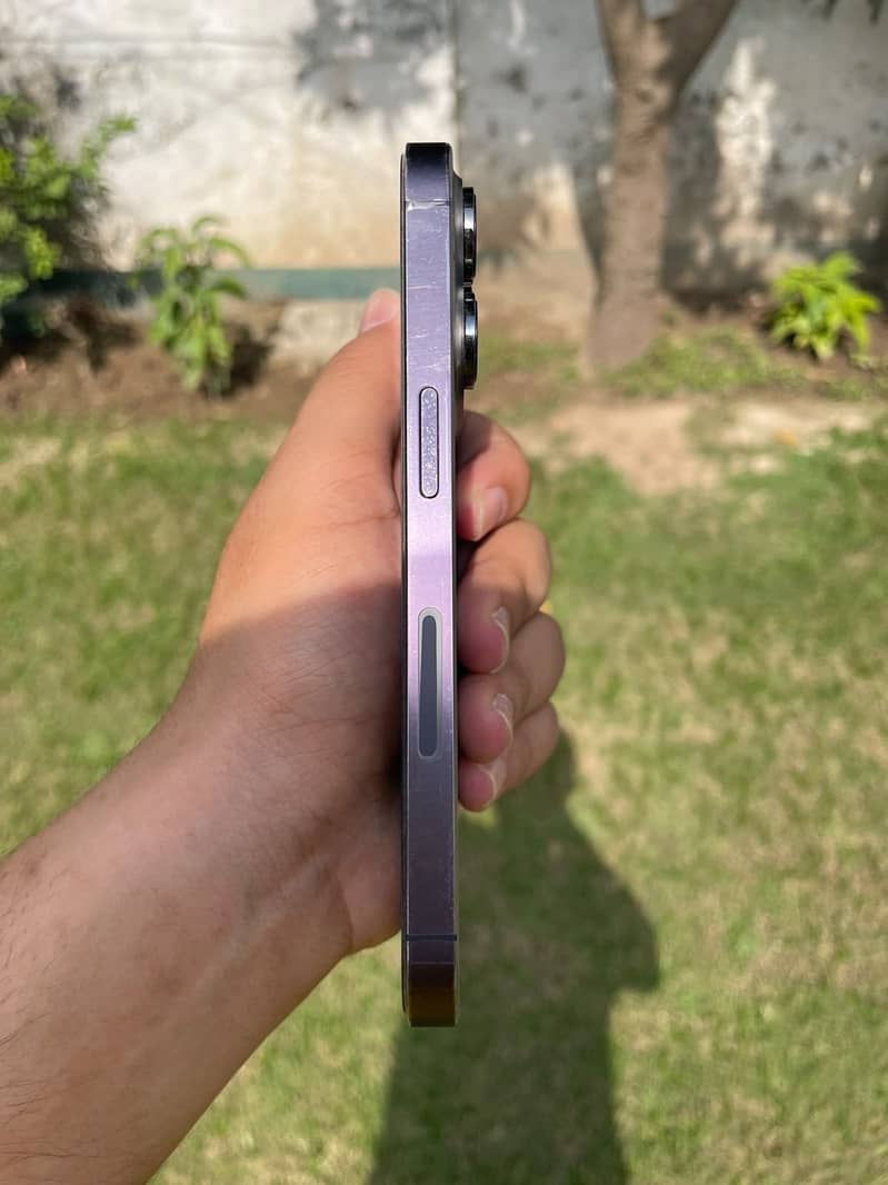 Apple iPhone 14 Pro 3