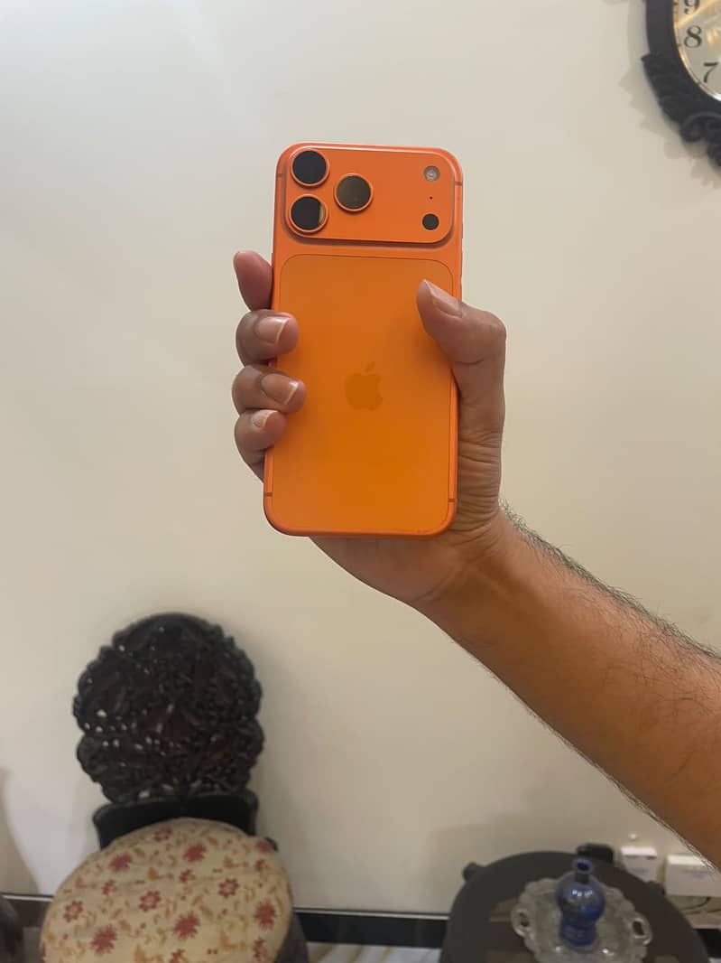 Apple iPhone 17 Pro Max 3