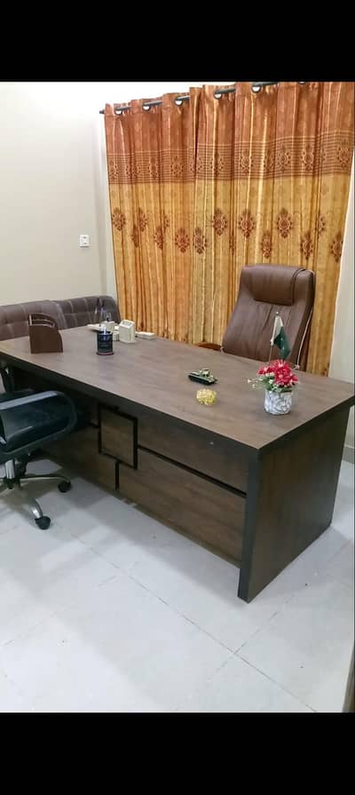 office table and chair for sale