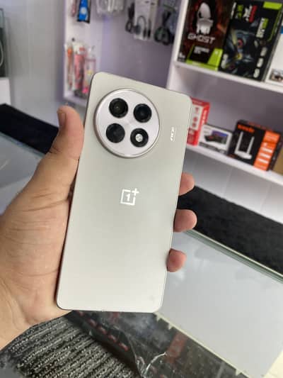 One Plus 13R