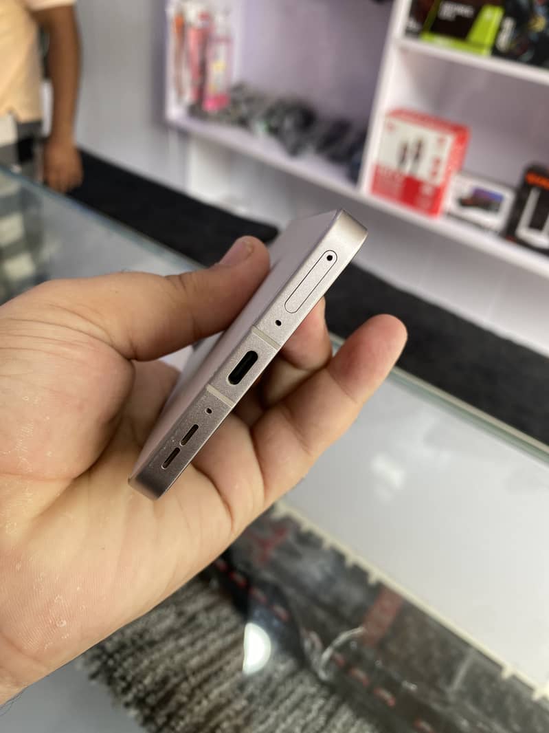 One Plus 13R 3